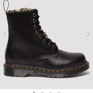 Doc marten 1460 Serena faux fur lined leopard boots
